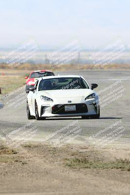 media/Oct-20-2024-Speed Ventures (Sun) [[868654b27b]]/Green/Session 3 (Sunrise)/